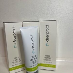 Mary Kay Clearproof Deep-Cleansing Charcoal Mask